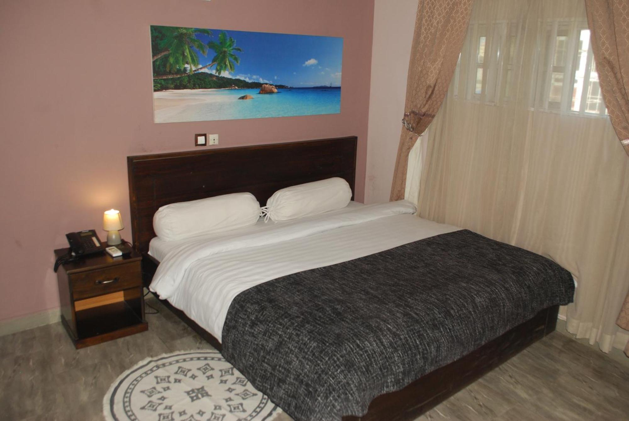 Benin City Center Hotel Cotonou Ngoại thất bức ảnh